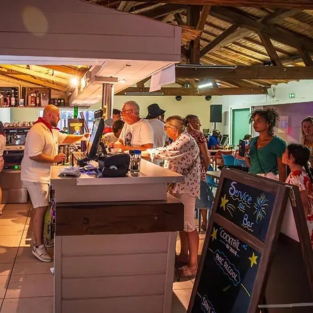 4 Etoiles - Parc Aquatique - Ccadfdf キャンプ場