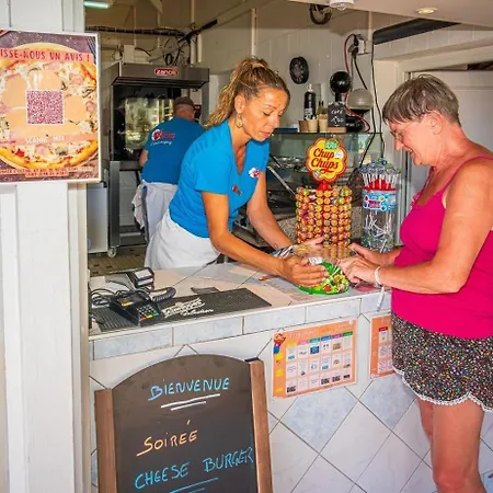 4 Etoiles - Parc Aquatique - Ccadfdf キャンプ場