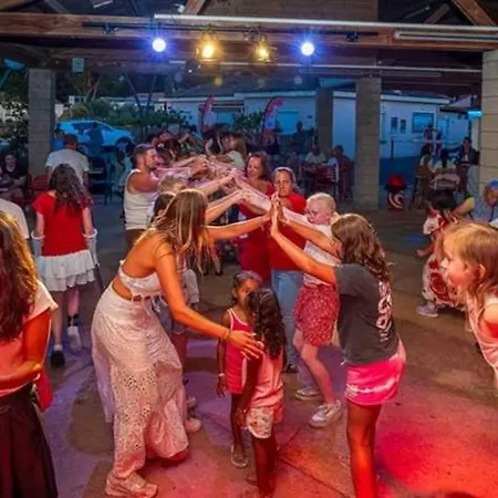 Kamp alanı 4 Etoiles - Parc Aquatique - Ccadfdf